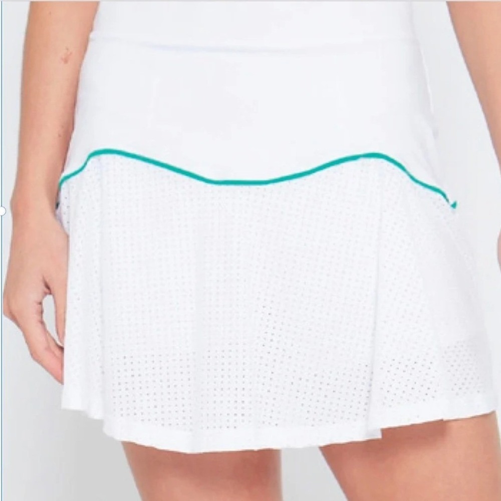 L'Etoile Sport Women White Perforated Tennis Skort Green Trim Size S NEW GOLF